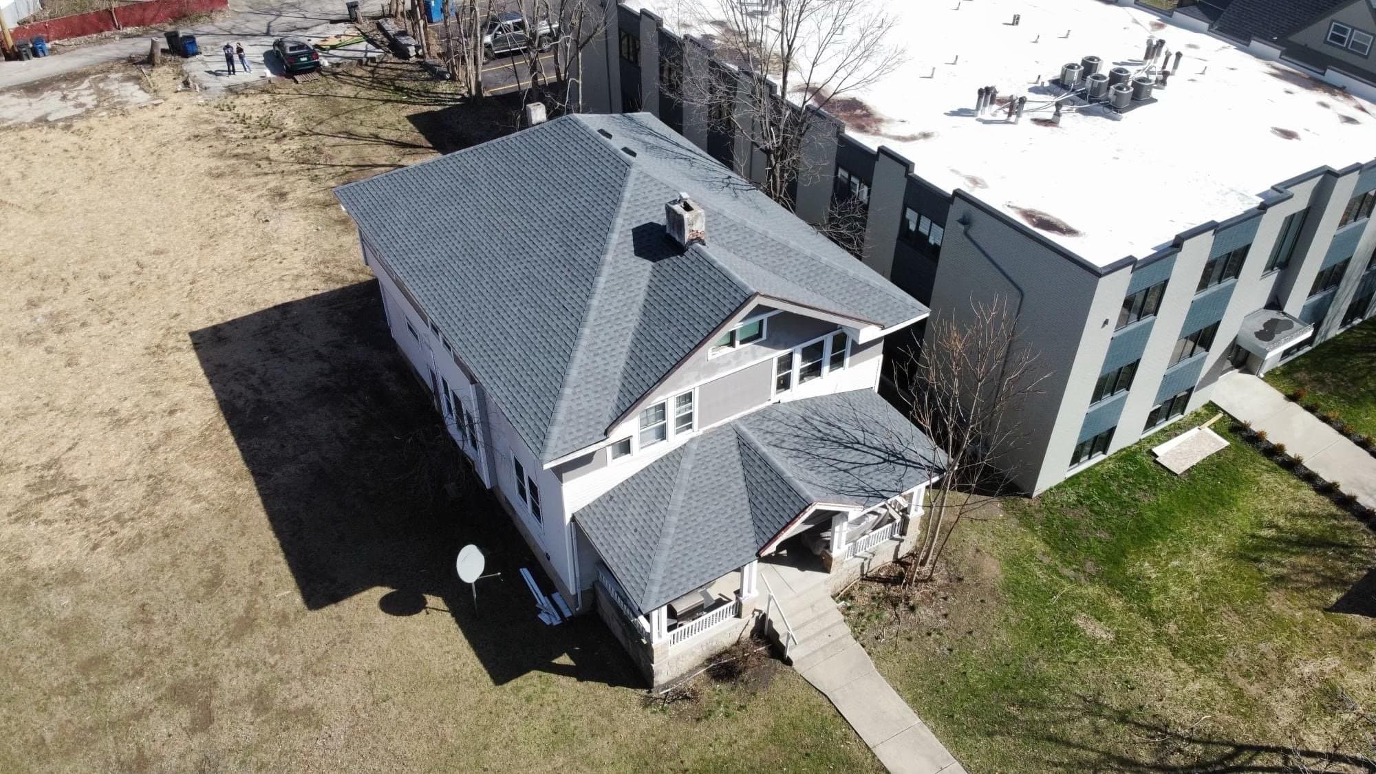 Multi-gable home asphalt roof installation in Ohio